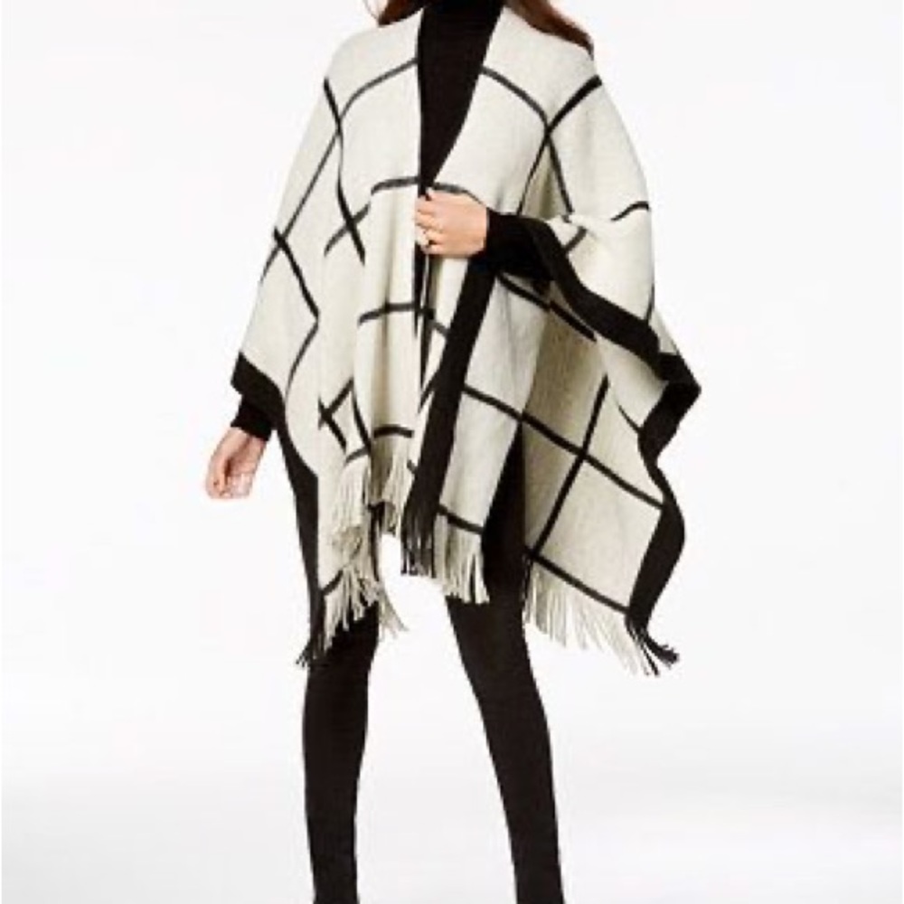 Vince Camuto Black and Cream Windowpane Fringe Poncho